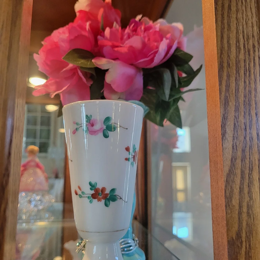 Vintage Porcelain Footed Vase ~ Flowers ~ Mazagran Style Cup?~ Pretty!